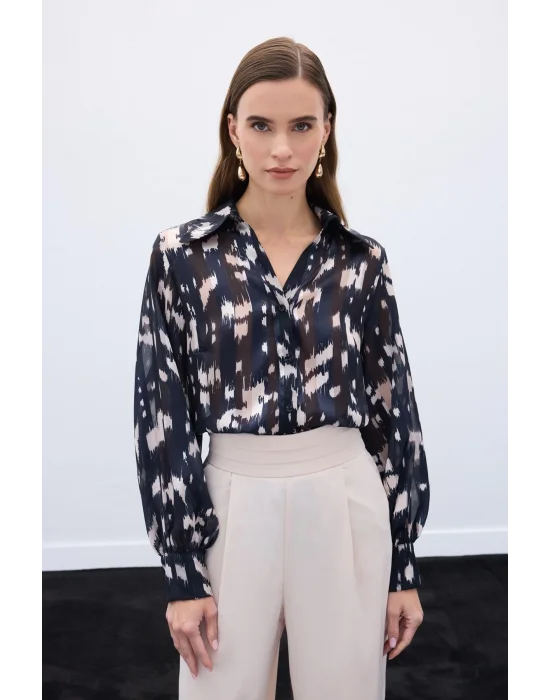 Geniş Manşetli Desenli Gömlek - Siyah