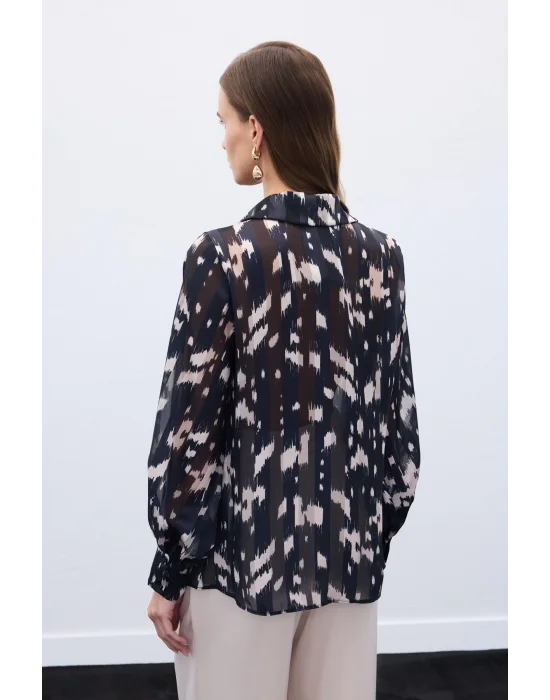 Geniş Manşetli Desenli Gömlek - Siyah