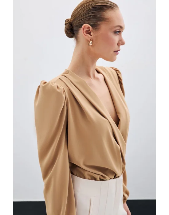 Kruvaze Vatkalı Bodysuit - Camel