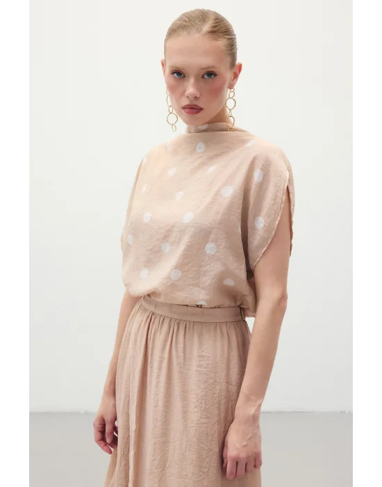 Puantiye Desenli Bluz - Pudra