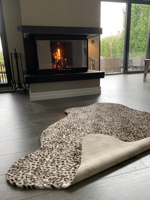 Leopar Desenli Post Peluş Yumuşak Dokulu İnce Antialerjik Kahve