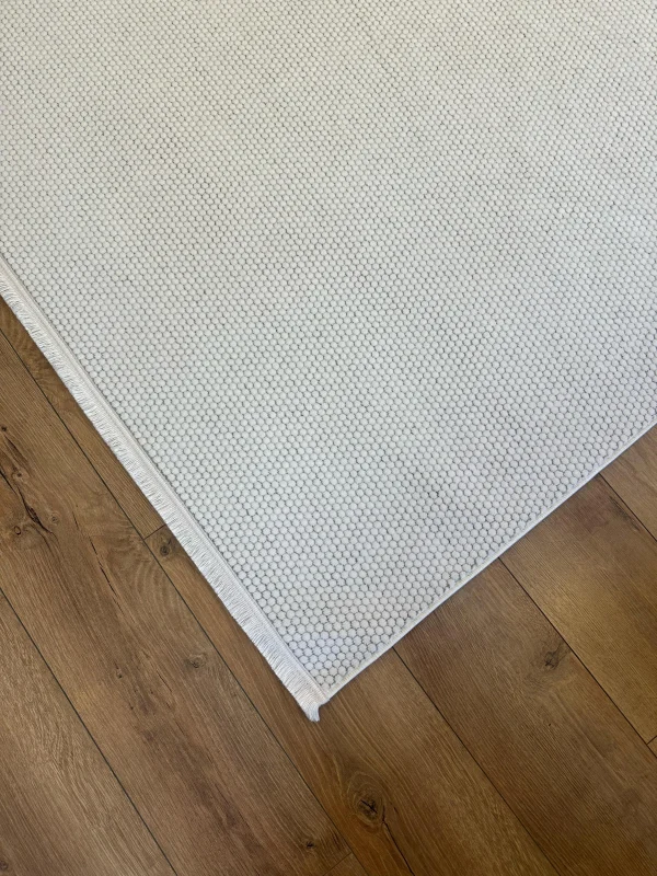 Destan Halı Nova İnce Yapılı ve Modren Hav Toz Vermez Kolay Temizlenebilir Makine Halısı 3501