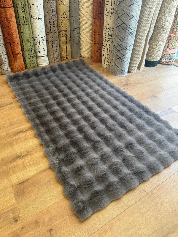 Destan Halı Bubble Peluş Özel Ölçü Antialerjik ve Yumuşak Halı Antrasit