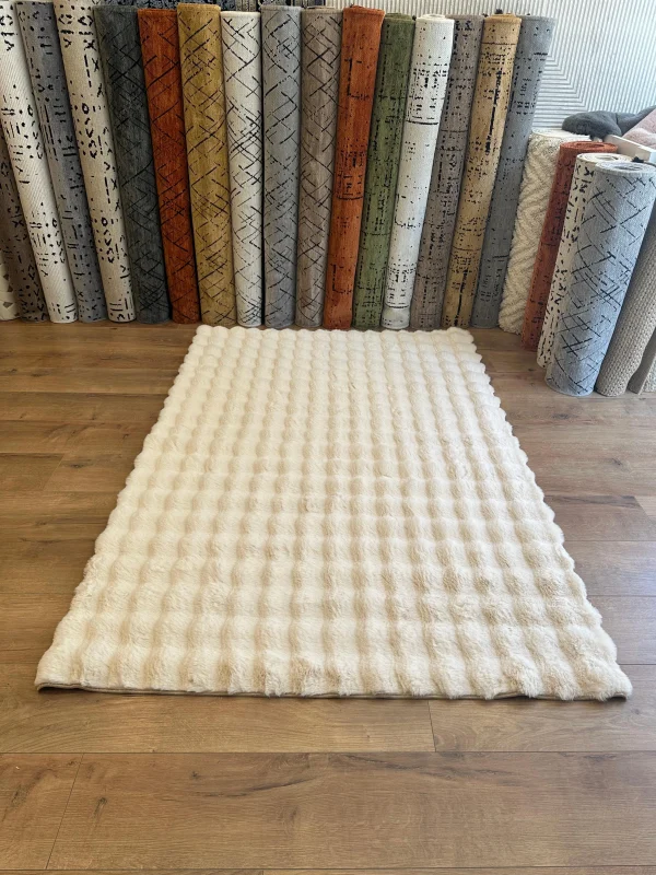 Destan Halı Bubble Peluş Özel Ölçü Antialerjik ve Yumuşak Halı Krem