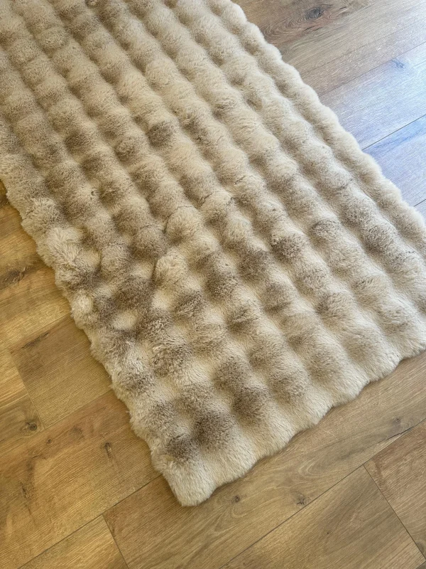 Destan Halı Bubble Peluş Özel Ölçü Antialerjik ve Yumuşak Halı Vizon