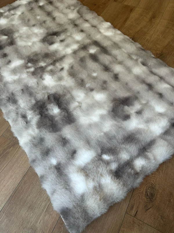 Destan Halı Çift Renk Bubble Peluş Özel Ölçü Antialerjik ve Yumuşak Halı Gri Beyaz