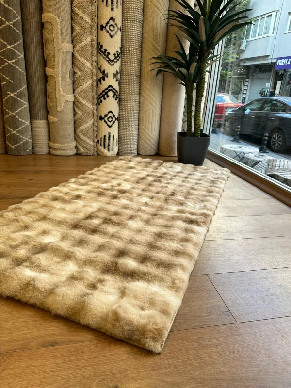 Destan Halı Çift Renk Bubble Peluş Özel Ölçü Antialerjik ve Yumuşak Halı Krem Kahve