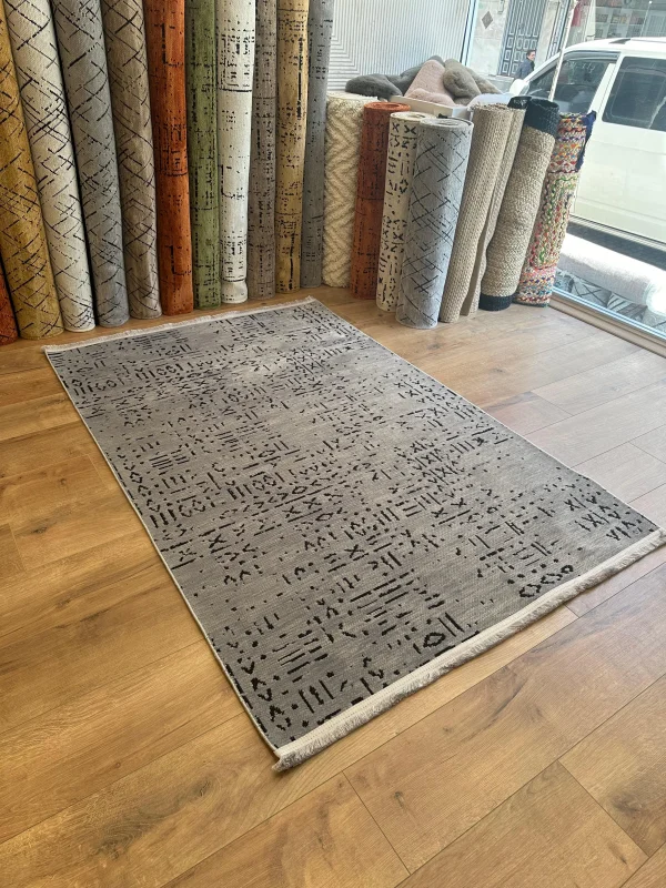 Destan Halı Luna LN03 Antrasit Kaymaz Tabanlı Yıkanabilir Kilim