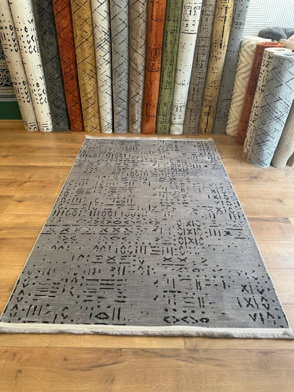 Destan Halı Luna LN03 Antrasit Kaymaz Tabanlı Yıkanabilir Kilim