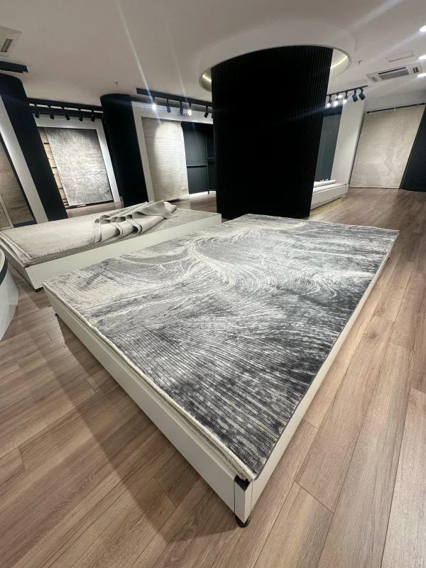 Destan Halı Modern Sheen Robot Süpürgeye Uygun Modern Desenli Kolay Temizlenebilir Salon Halısı 3482C Gri Bej