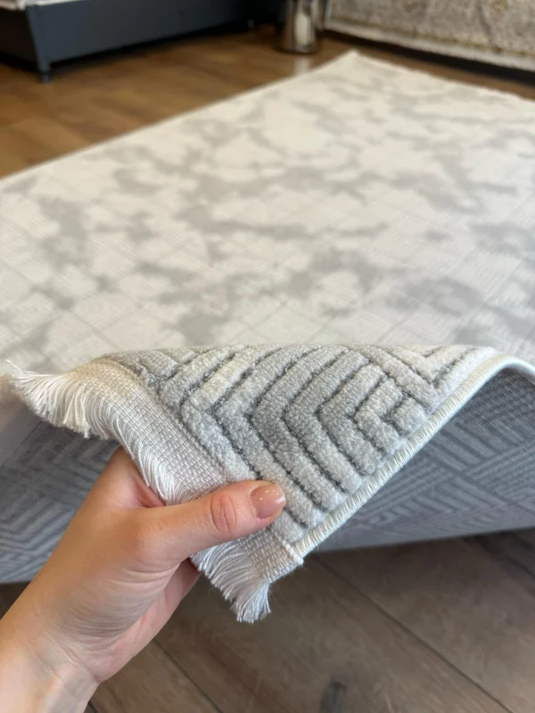 Destan Halı Nova İnce Yapılı ve Modren Hav Toz Vermez Kolay Temizlenebilir Makine Halısı 3504