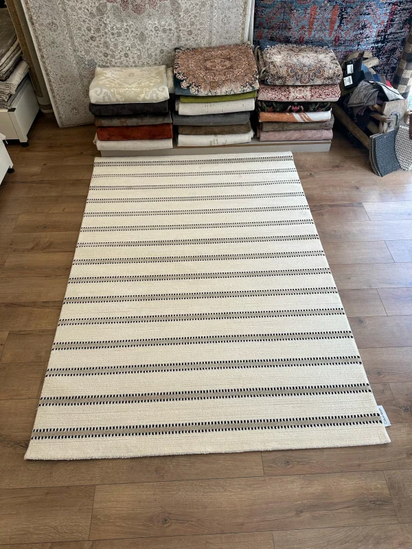 Destan Halı Odense Robot Süpürgeye Uygun Modern Desenli Kolay Temizlenebilir Salon Halısı 2069E Krem Vizon