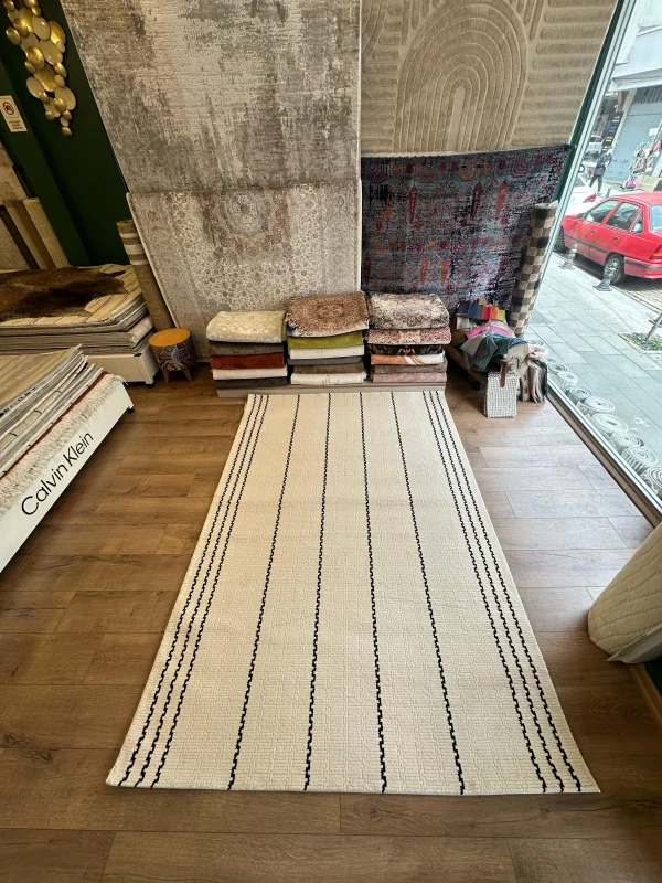 Destan Halı Odense Robot Süpürgeye Uygun Modern Desenli Kolay Temizlenebilir Salon Halısı A2061C KREM SİYAH