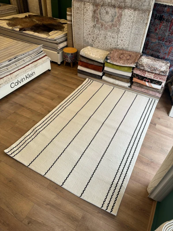 Destan Halı Odense Robot Süpürgeye Uygun Modern Desenli Kolay Temizlenebilir Salon Halısı A2061C KREM SİYAH