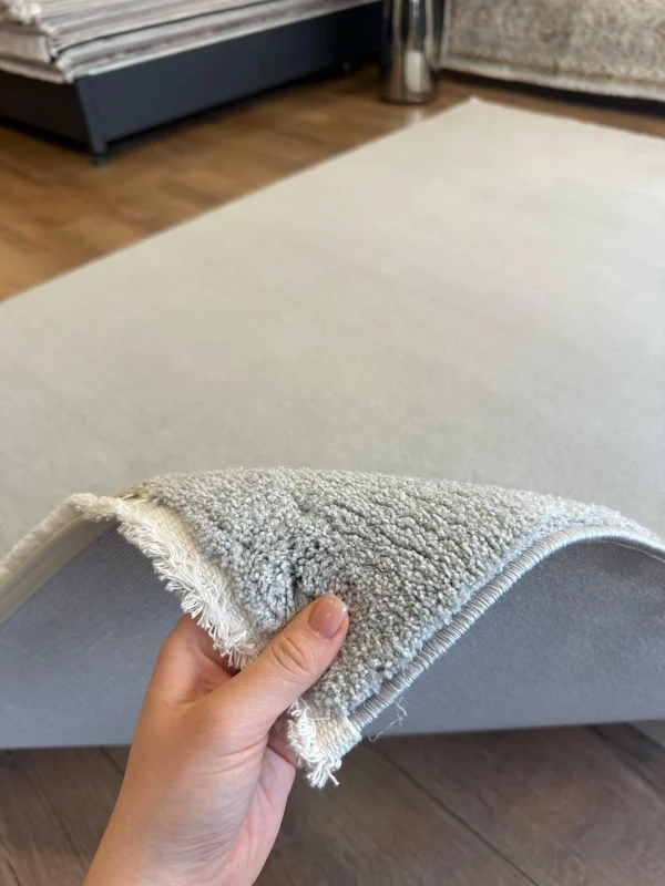 Destan Halı Palermo Yumuşak Yapılı Microfiber Toz Tüy Çıkarmaz Modern Salon Oturma Odası Yatak Odası Halısı Açık Gri