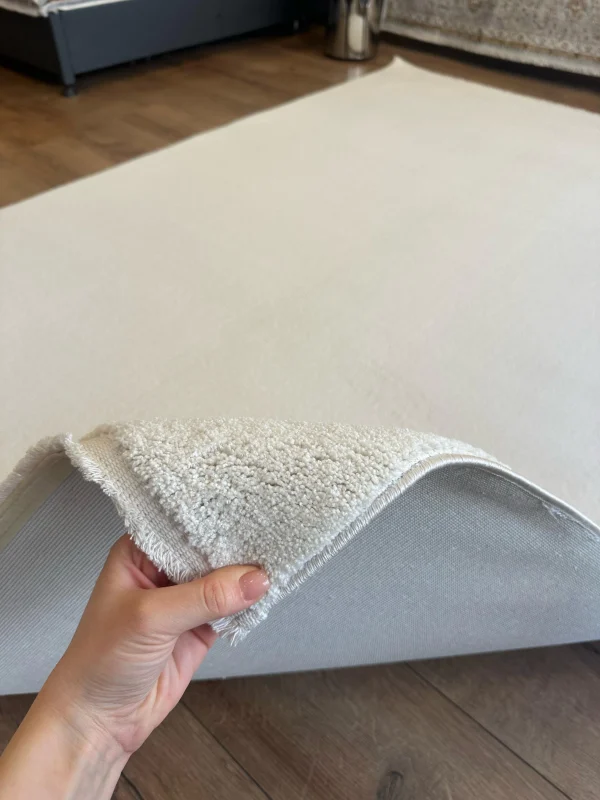 Destan Halı Palermo Yumuşak Yapılı Microfiber Toz Tüy Çıkarmaz Modern Salon Oturma Odası Yatak Odası Halısı Beyaz
