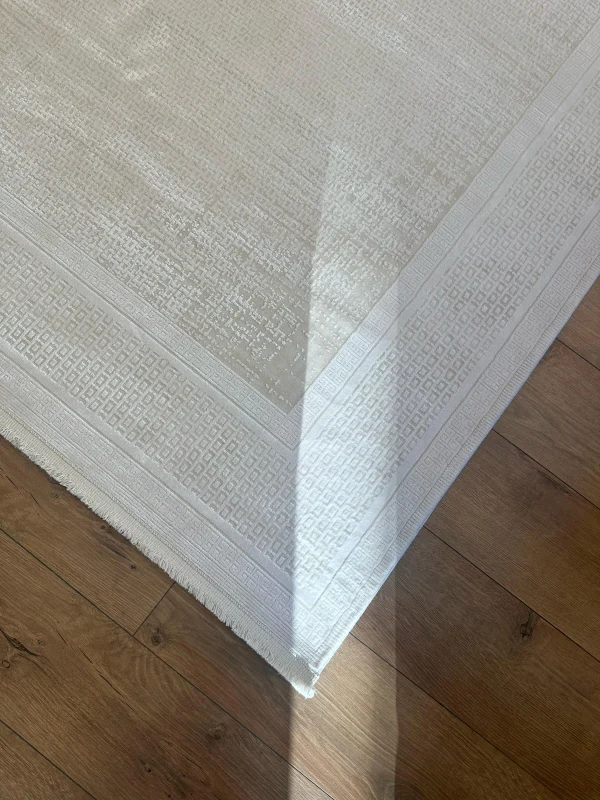 Destan Halı Quasar Yumuşak ve Parlak Tuşeli Modern Salon Halısı 5512