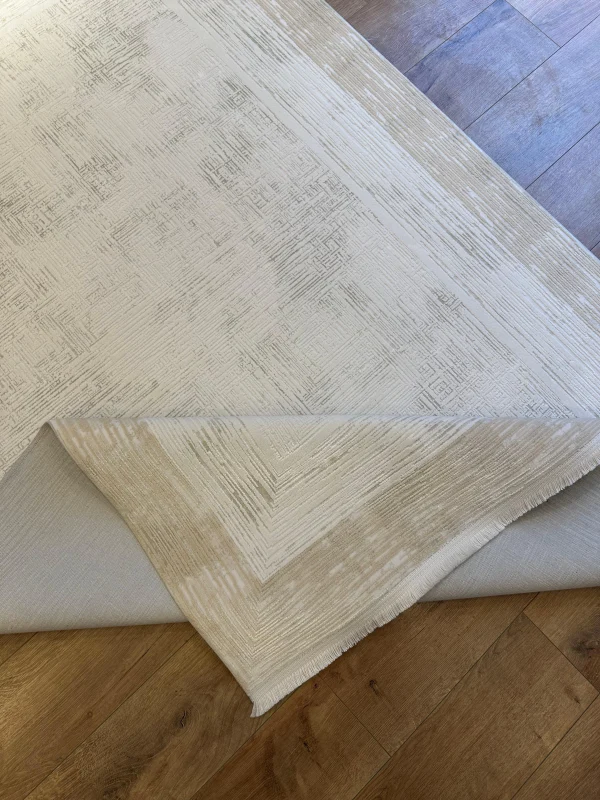 Destan Halı Quasar Yumuşak ve Parlak Tuşeli Modern Salon Halısı 8504