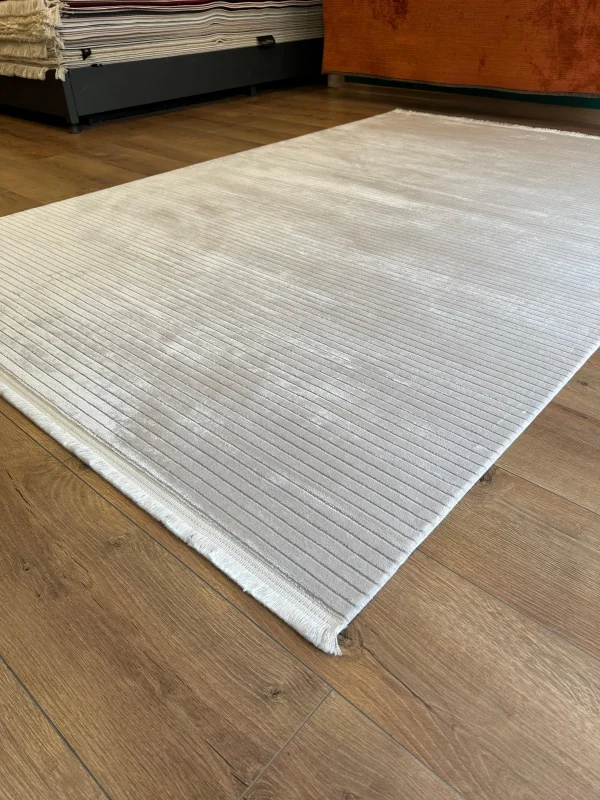 Destan Halı Quasar Yumuşak ve Parlak Tuşeli Modern Salon Halısı A345F