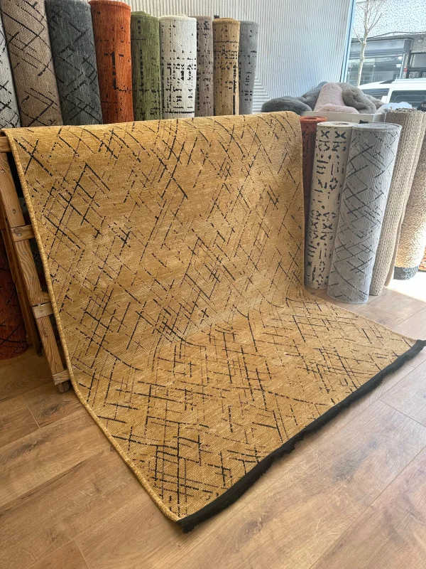 Destan Halı Ürgüp 6013 Hardal Kaymaz Tabanlı Yıkanabilir Kilim