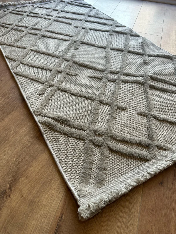 İskandinav Tüy Vermez Etnik Modern Özel Ölçü Makine Halısı Focus FC04