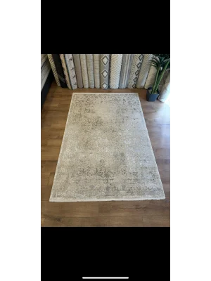 Destan Exclusive Touch 1016 Sık Dokuma Özel Tezgahlarda Üretilen Modern Makine Halısı