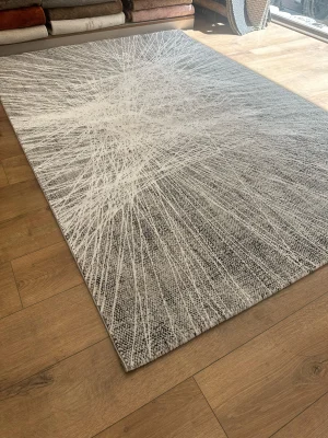 Destan Halı Essential Robot Süpürgeye Uygun Modern Desenli Kolay Temizlenebilir Salon Halısı A2520B Krem Gri