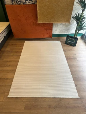 Destan Halı Quasar Yumuşak ve Parlak Tuşeli Modern Salon Halısı A369F