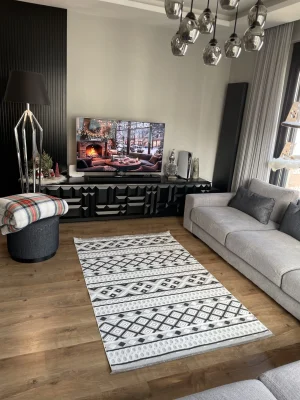 Destan Halı Zaragoza İnce Saten Dokuma Makinede Yıkanabilir Model Z-28 Gri Beyaz