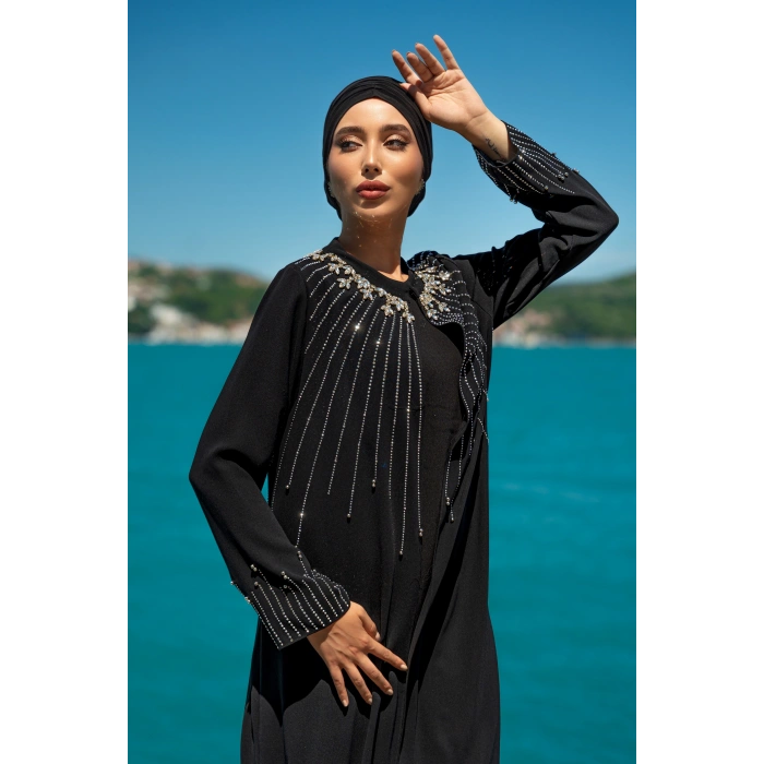 TAŞLI UZUN TESETTÜR ZARİF ABAYA -SİYAH