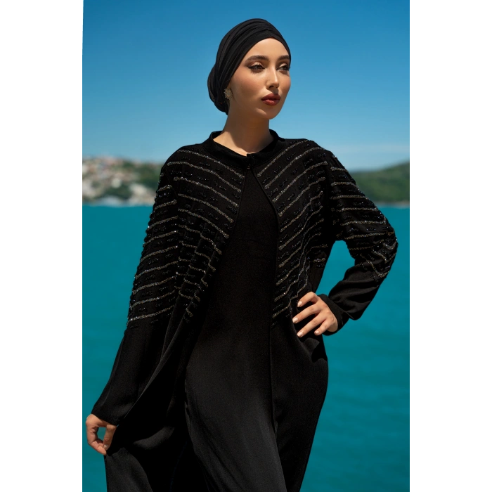 TAŞLI UZUN TESETTÜR ZARİF ABAYA-SİYAH