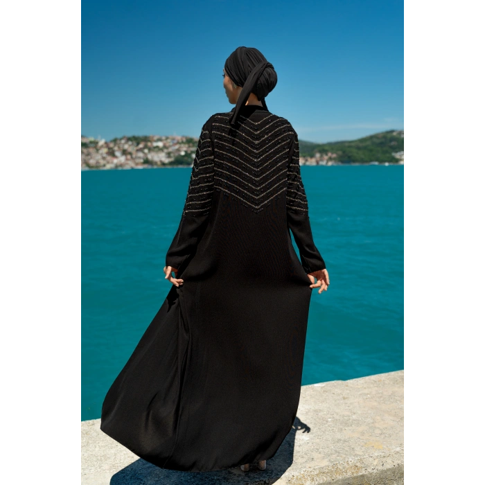 TAŞLI UZUN TESETTÜR ZARİF ABAYA-SİYAH