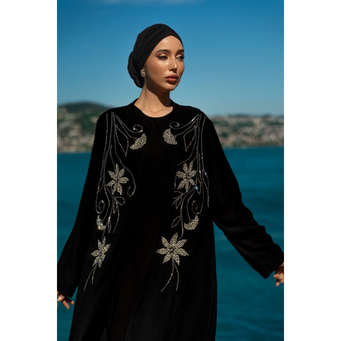 TAŞLI UZUN TESETTÜR ZARİF ABAYA-SİYAH