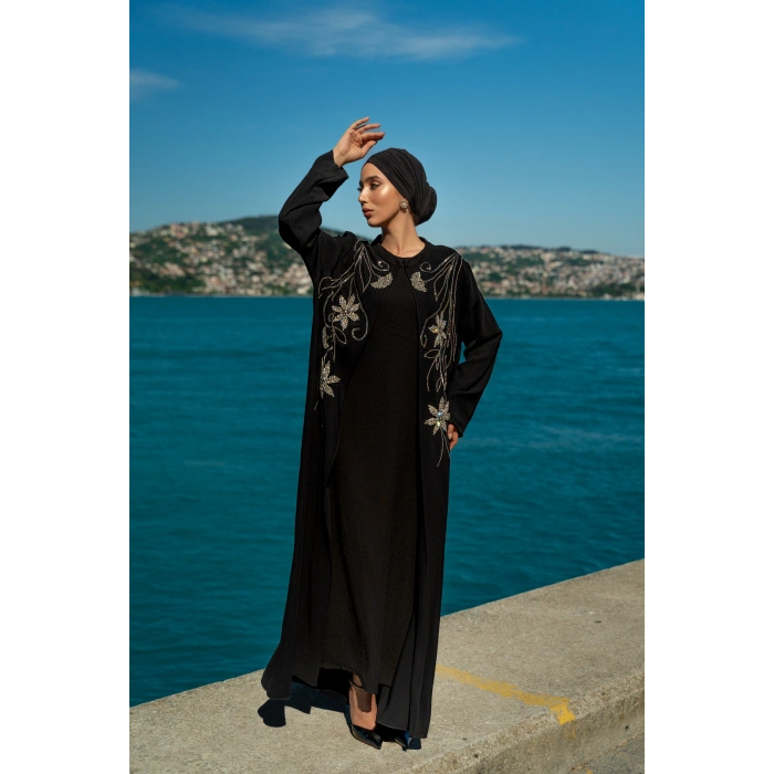TAŞLI UZUN TESETTÜR ZARİF ABAYA-SİYAH