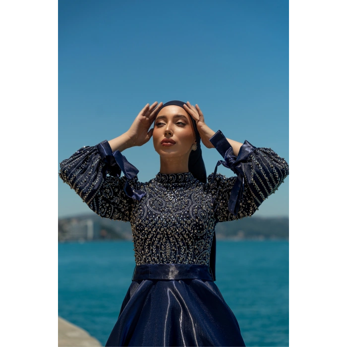 UZUN TAŞLI ZARİF TESETTÜR ABİYE-LACİVERT