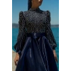 UZUN TAŞLI ZARİF TESETTÜR ABİYE-LACİVERT
