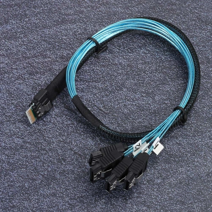 SFF-8654 to 4x SATA Kablo 50cm 12Gb/s SlimSAS 8i | LinkREAL