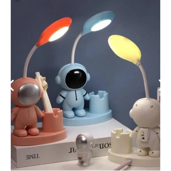 Led Astronot Masa Lambası Ve Kalemlik