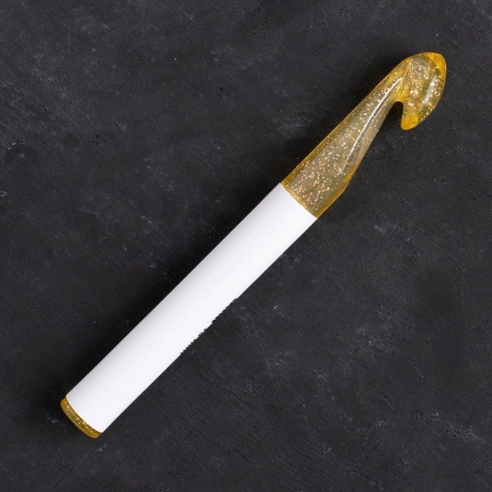 Leyloş Champagner 15mm 15cm Plastik Simli Yün Tığ -