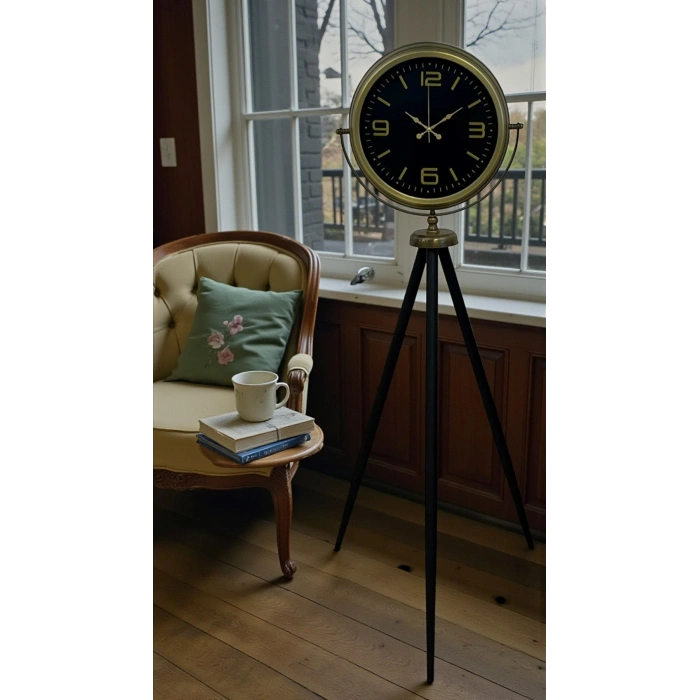 Zamanın Asaleti Eskitme Tripod Ayaklı Saat
