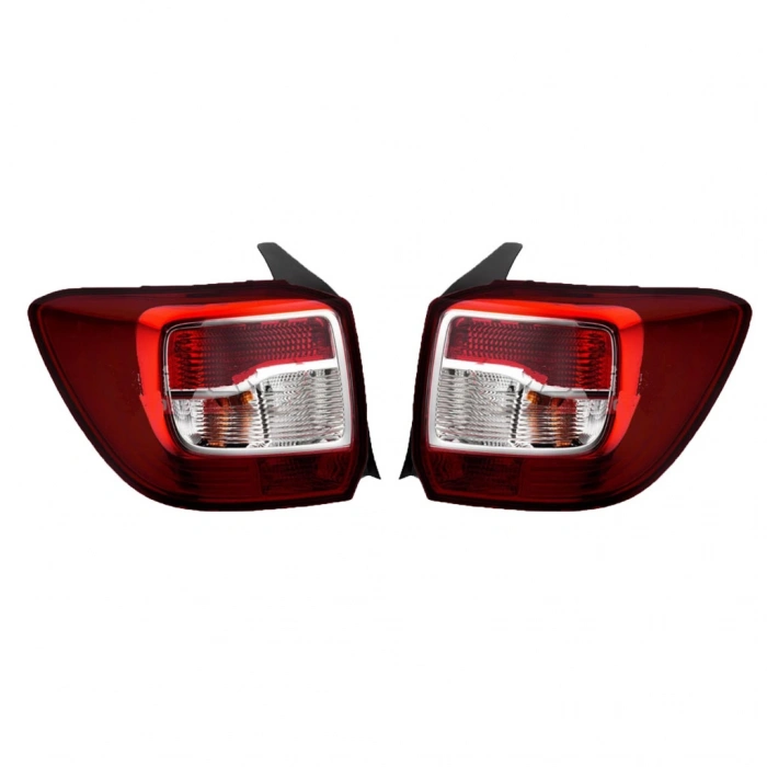 DACİA SANDERO SAĞ+SOL ARKA STOP LAMBA FÜME 2013--2016