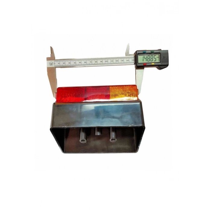 Deutz Traktör Arka Stop ve Ön Park Sinyal Lambası Takımı Sağ So