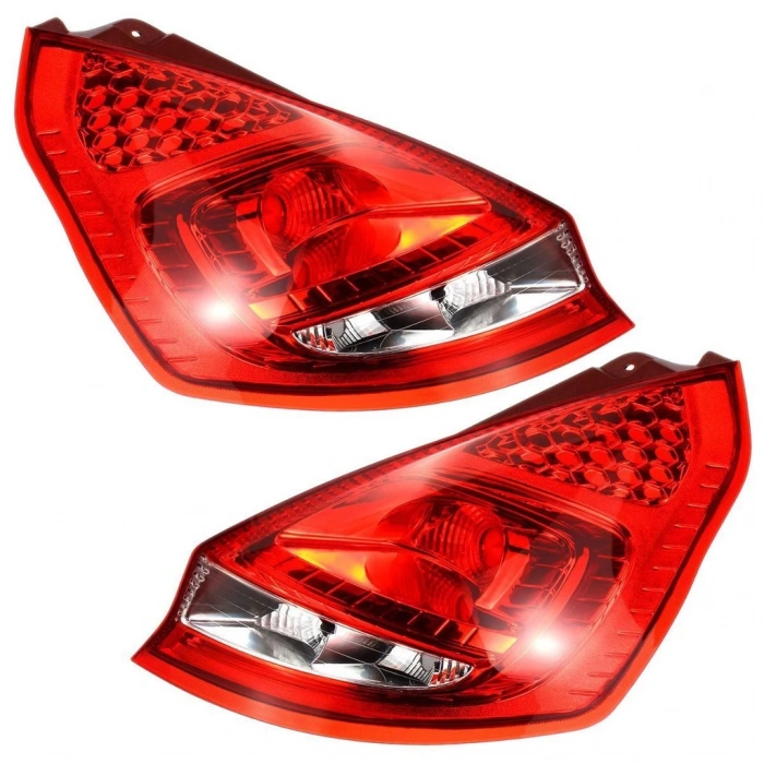 FORD FİESTA SAĞ + SOL ARKA STOP LAMBASI TAKIMI 2008--2012