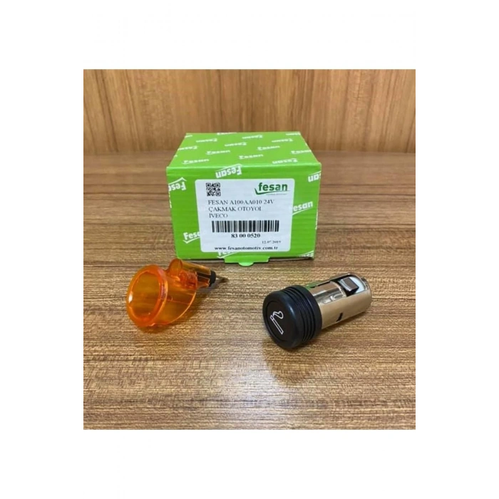 Iveco Otoyol 24 Volt Işıklı Çakmak Çakmaklık Komple Iç Dış