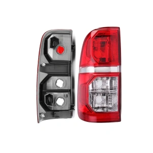 Toyota Hilux Sol Arka Stop Lambası Duylu 2010--2015