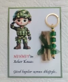 32 Adet Kişiye Özel Asker Kına Hatırası Dağıtmalık Hediyelik Yeşil Anahtarlık ve Paketlenmiş Kına