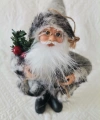 Yılbaşının semboli Asılabilir Gri Noel Baba Figürü 12 CM