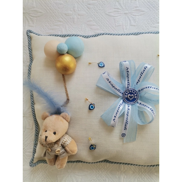 1 Adet Özel Tasarım Ekru Renk Sünnet Takı Yastığı 40 cm Uzunluk 30 cm Genişlik