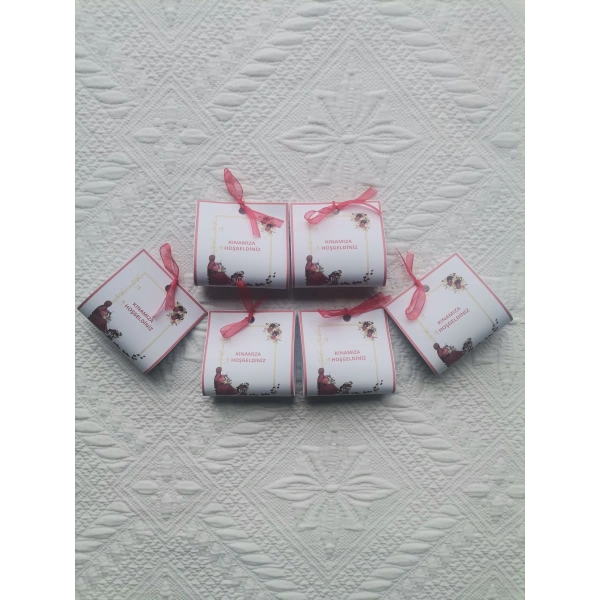 100 Adet Özel Tasarım Hazır Paketlenmiş Kınamıza Hoşgeldiniz Yazılı Hediyelik Dağıtmalık Kına