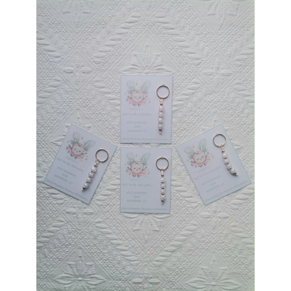 100 Adet Kişiye Özel İlk Dişim Çıktı,Diş Mevlidi, Diş Buğdayı Dağıtmalık Beyaz Anahtarlık Hediyelik